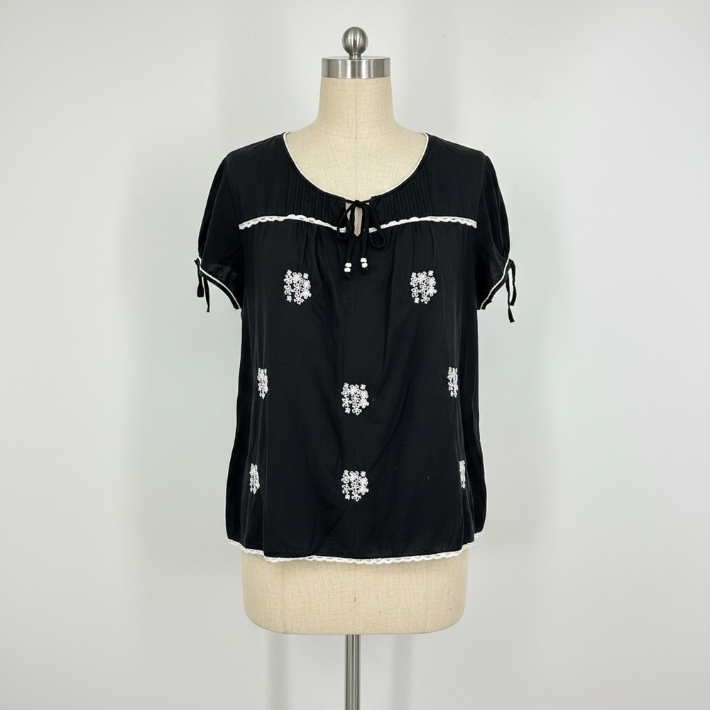 Cato Woman Boho Embroidered Peasant Blouse Black White 26‎ 28W